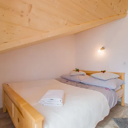 Trebunia Homestay szállás