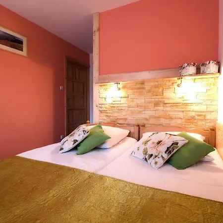 Homestay szállás Trebunia